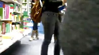 Dâm trong phòng tắm film sex xlxx