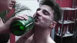 - Tôi xuất với porn lauxanh một cái đuôi trong đít -